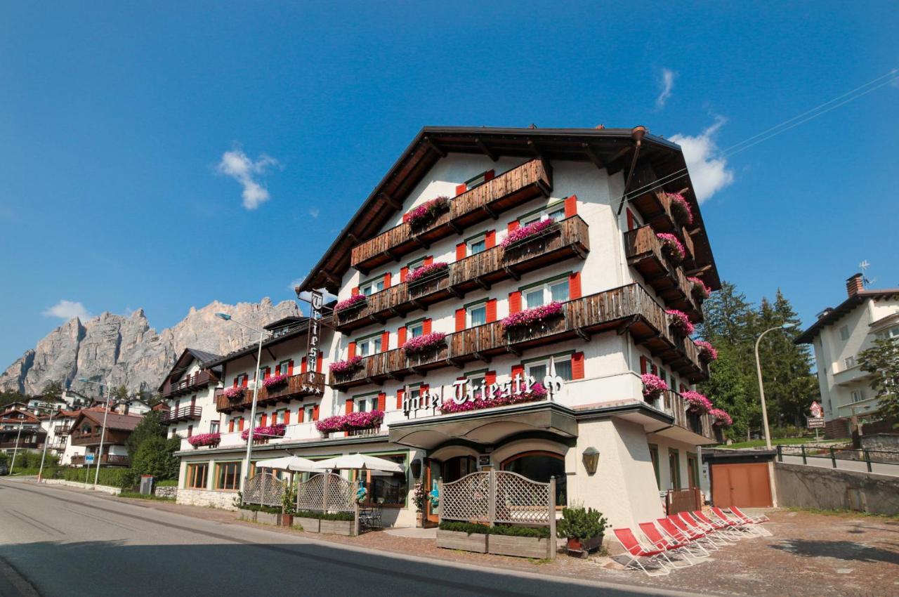 Hotel Trieste Cortina dʼAmpezzo Zewnętrze zdjęcie