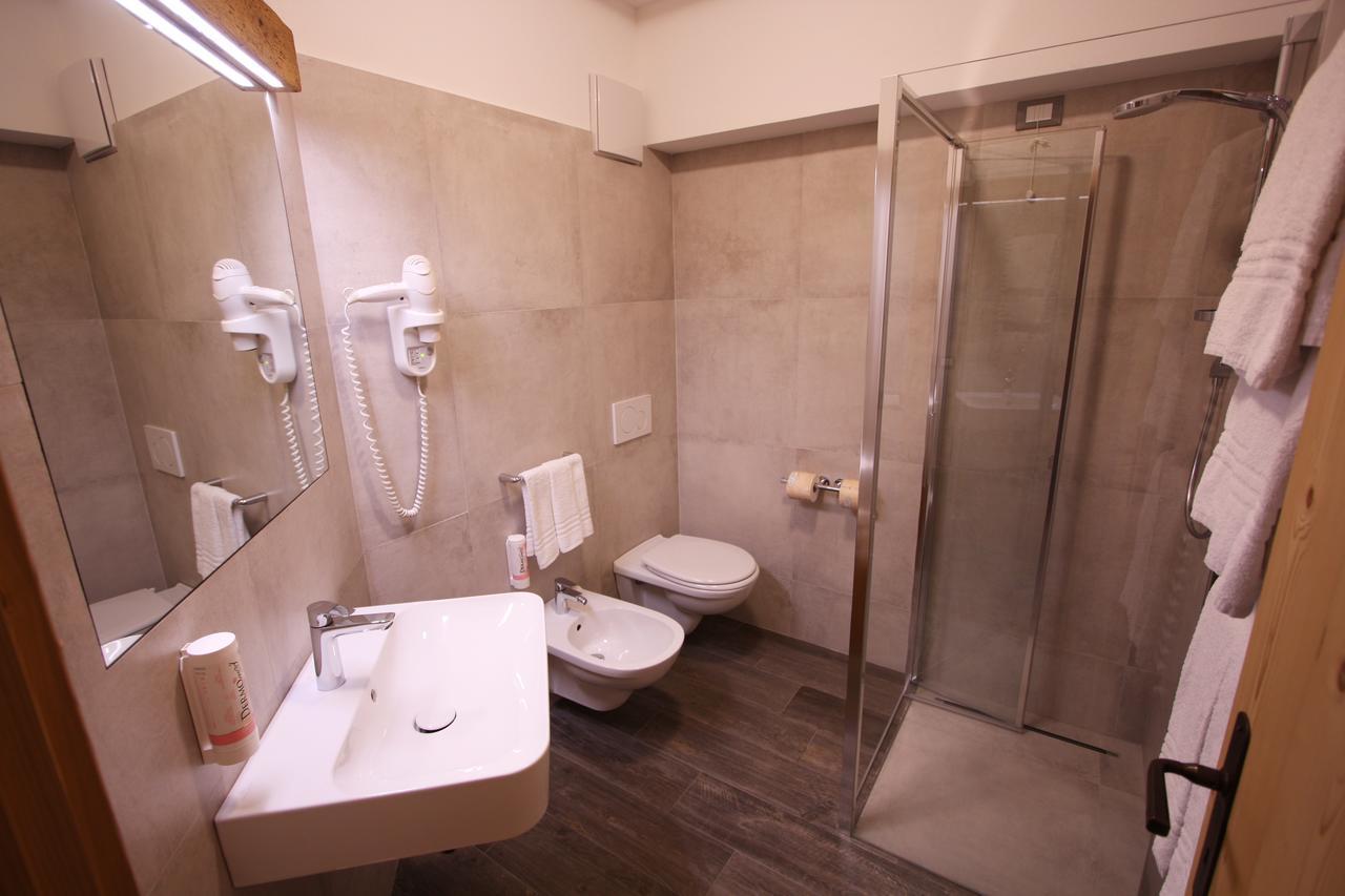 Hotel Trieste Cortina dʼAmpezzo Zewnętrze zdjęcie