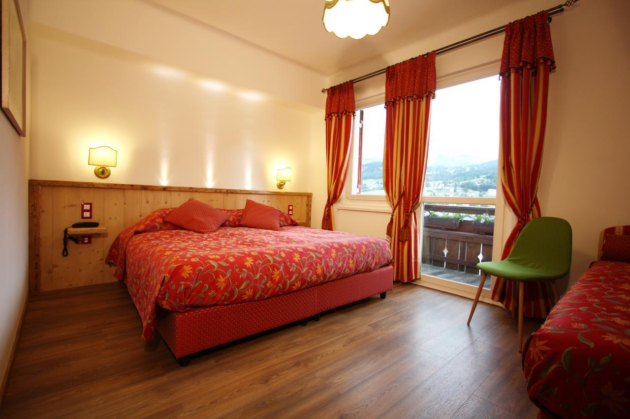 Hotel Trieste Cortina dʼAmpezzo Zewnętrze zdjęcie