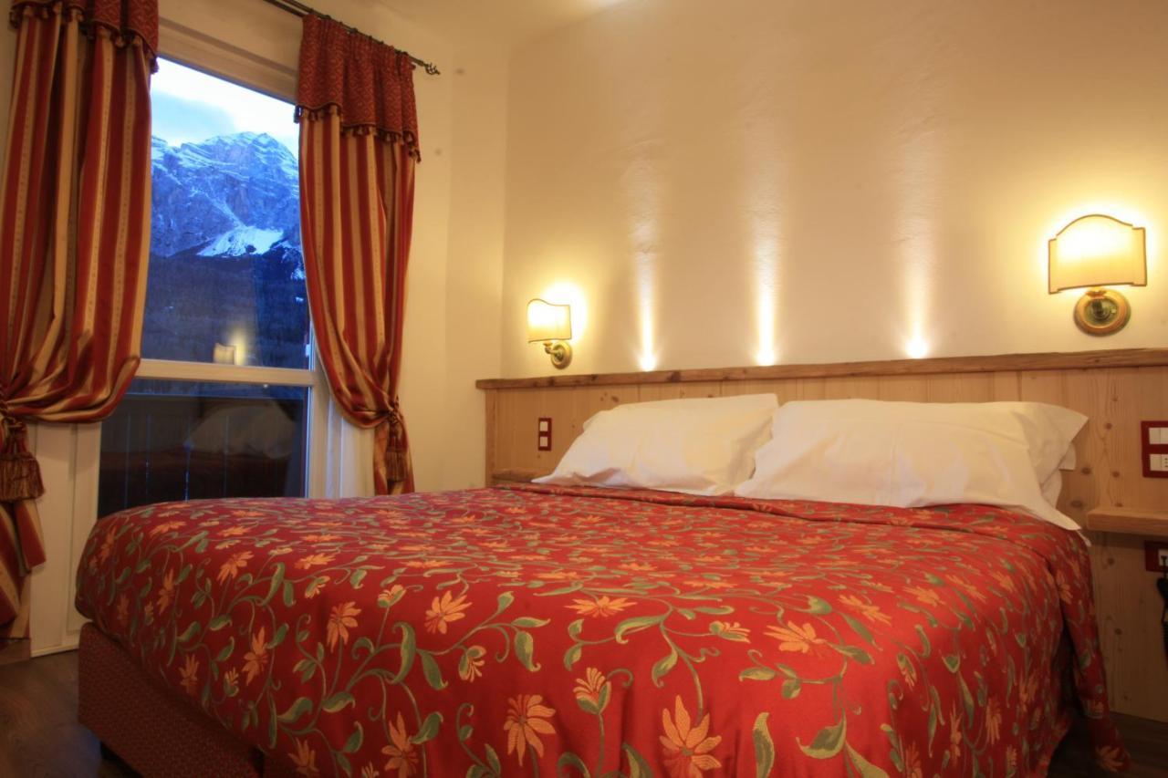 Hotel Trieste Cortina dʼAmpezzo Zewnętrze zdjęcie
