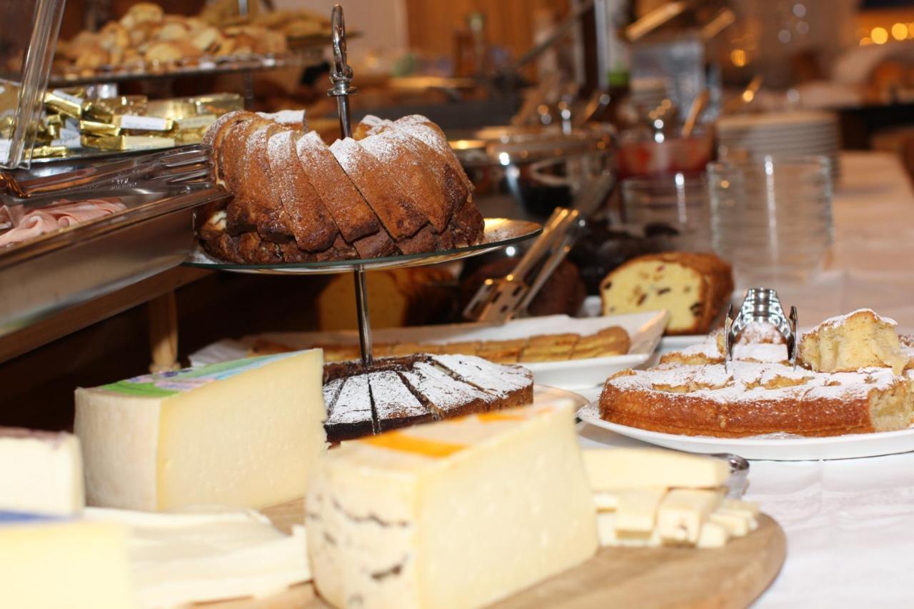 Hotel Trieste Cortina dʼAmpezzo Zewnętrze zdjęcie