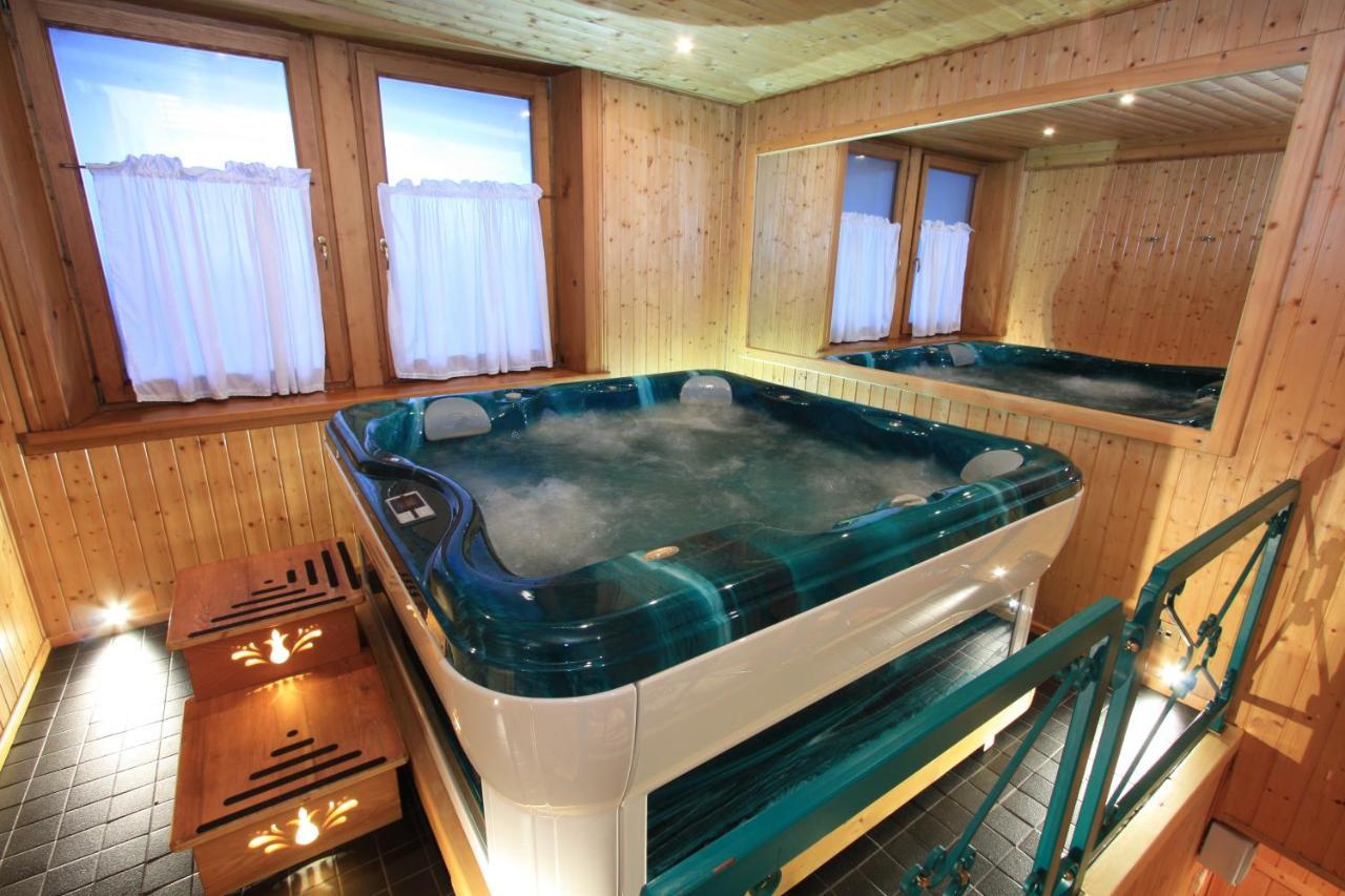 Hotel Trieste Cortina dʼAmpezzo Zewnętrze zdjęcie